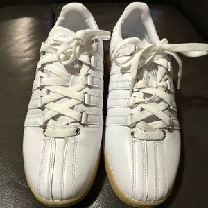 Women’s K-Swiss White Low-Top Sneakers size 9.  NWOT.   Never worn